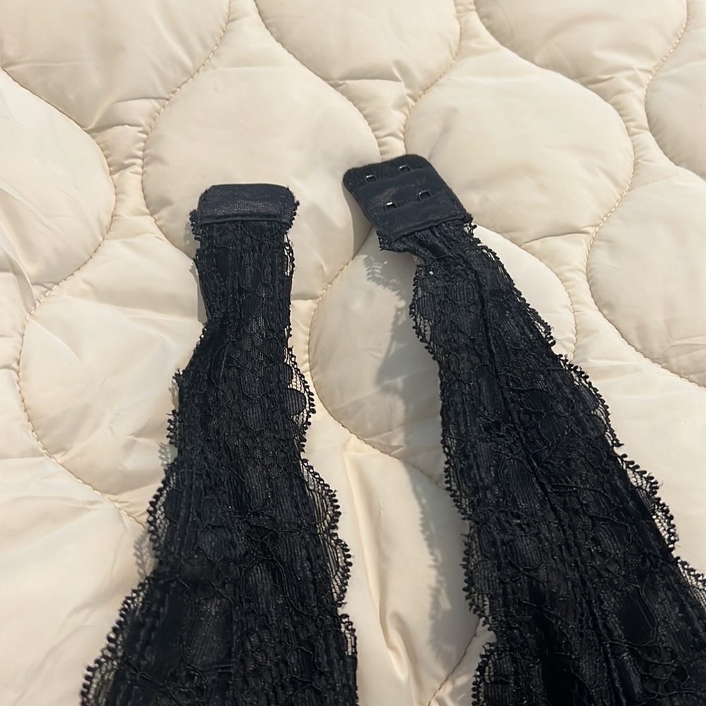 Halter Lace Bralette - Picture 4 of 7